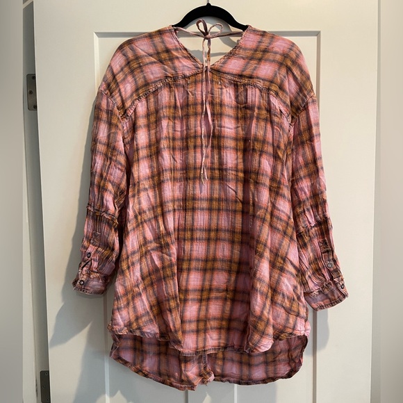 We The Free Plaid Top - Picture 2 of 3